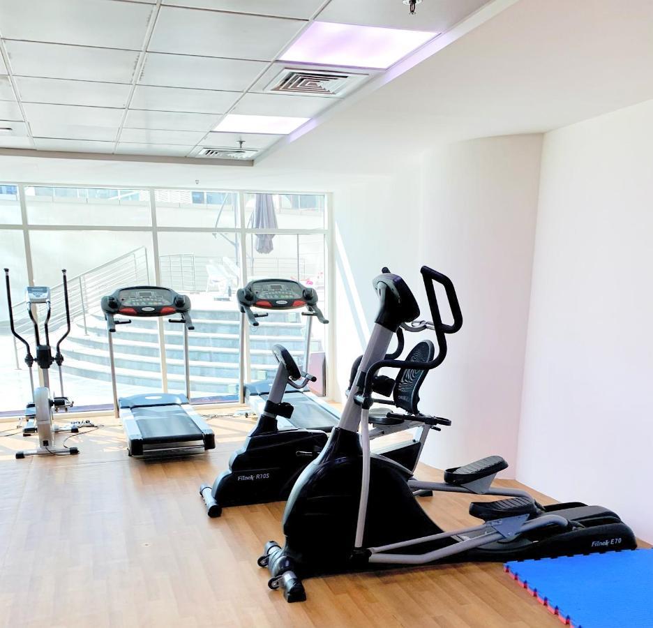 5 Star Serviced Apartment With Beach Access In The Heart Of Dubai Marina Free Welcome Gift Box Upon Arrival Exterior photo