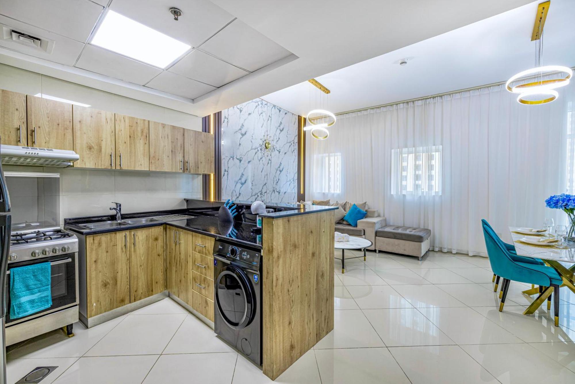 5 Star Serviced Apartment With Beach Access In The Heart Of Dubai Marina Free Welcome Gift Box Upon Arrival Exterior photo