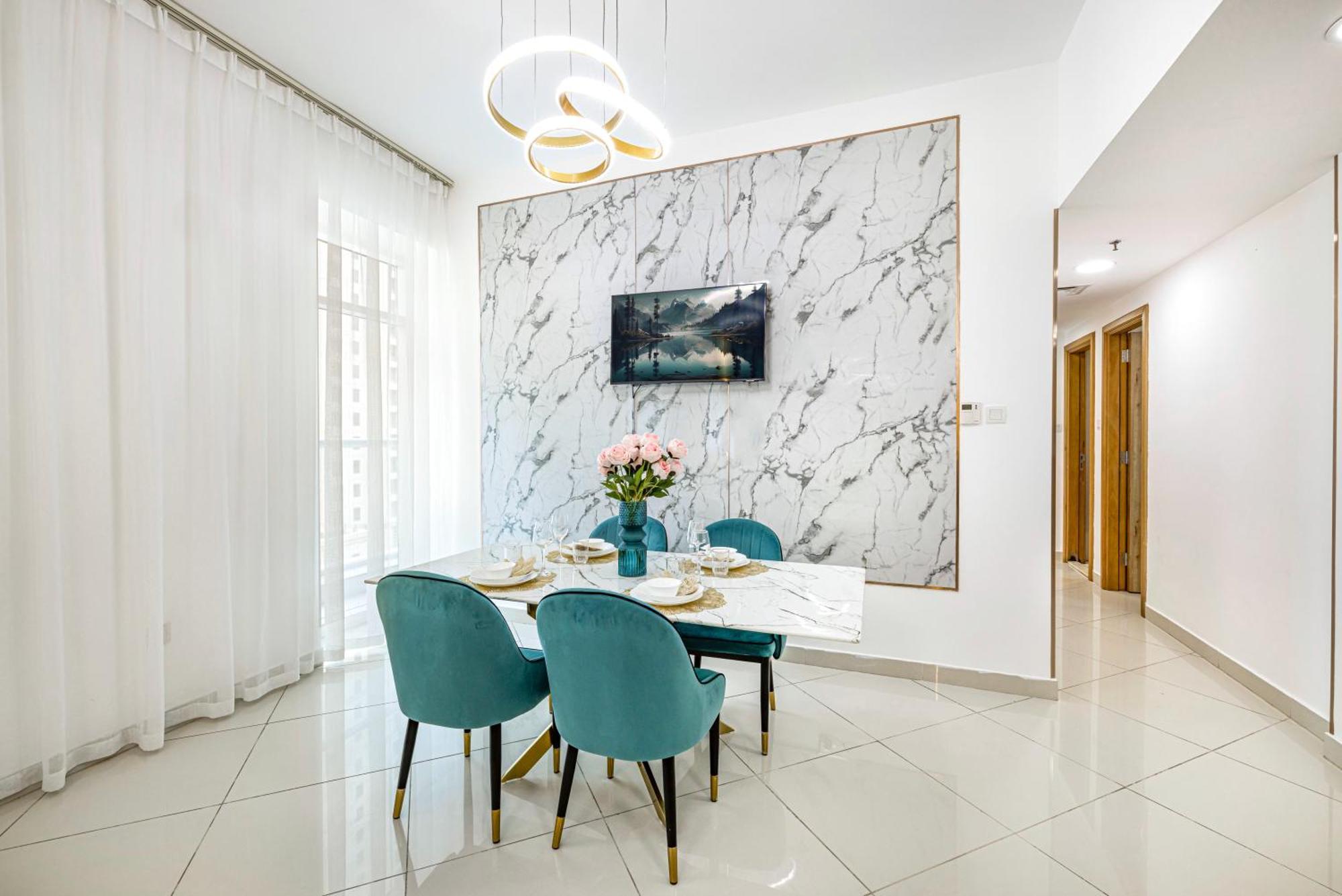 5 Star Serviced Apartment With Beach Access In The Heart Of Dubai Marina Free Welcome Gift Box Upon Arrival Exterior photo